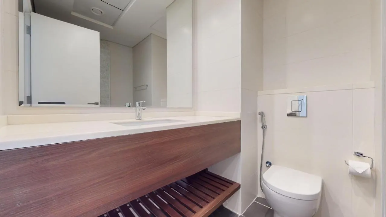 דובאי Prime Views - Calm One Bedroom With Pool View דירה